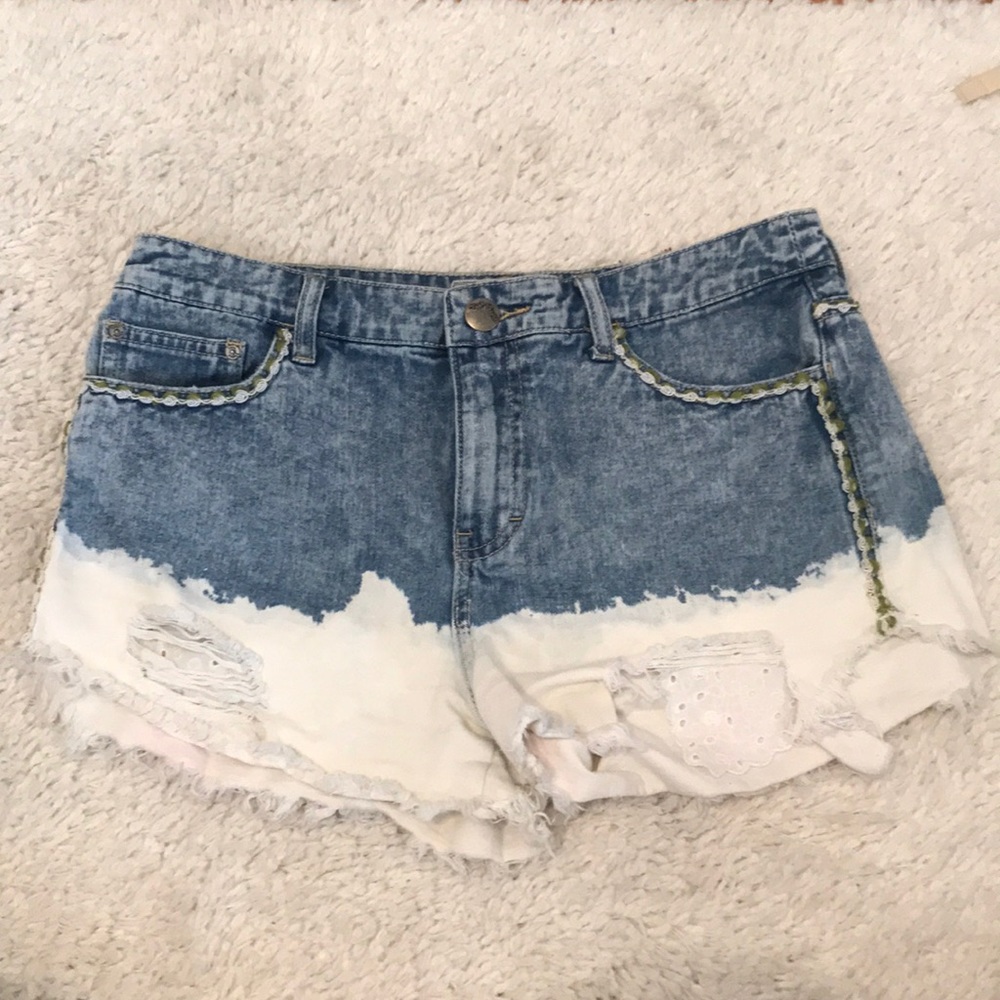 Free People high waisted shorts size 28
